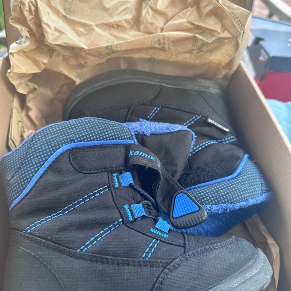 Kamik toddler winter boots - Picture 2 of 4